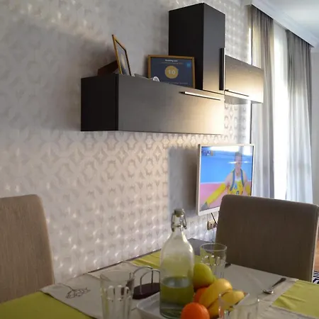 3 In Complex Splendid Appartamento