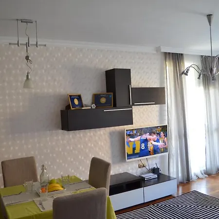 3 In Complex Splendid *