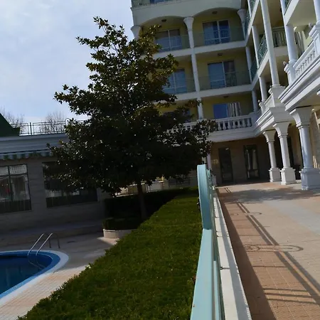 3 In Complex Splendid Apartment Saints Constantine and Helena